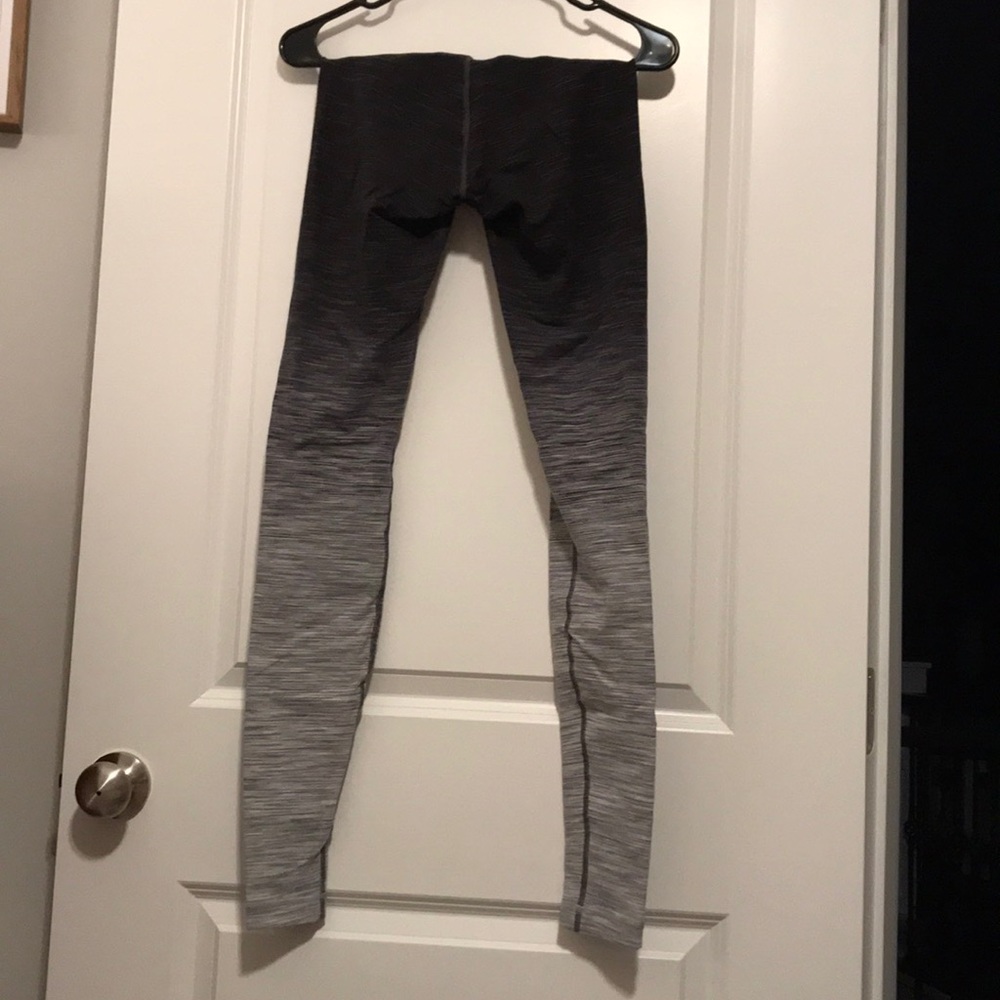 Lulu lemon 🍋 ombré Leggings great condition 🖤✨🤍